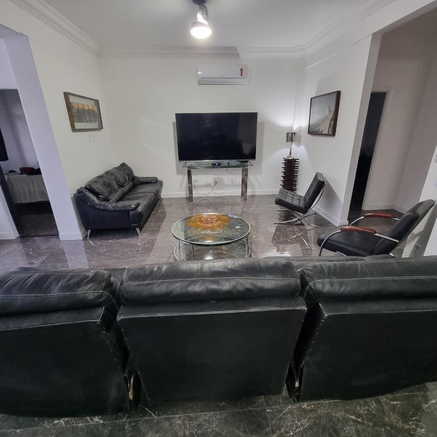 The Copa Executive Design Penthouse 4 Bedroom 3 Bathroom 6 Air Conditioners 2500 Sq Ft 85 Inch Cimema Tv Río de Janeiro