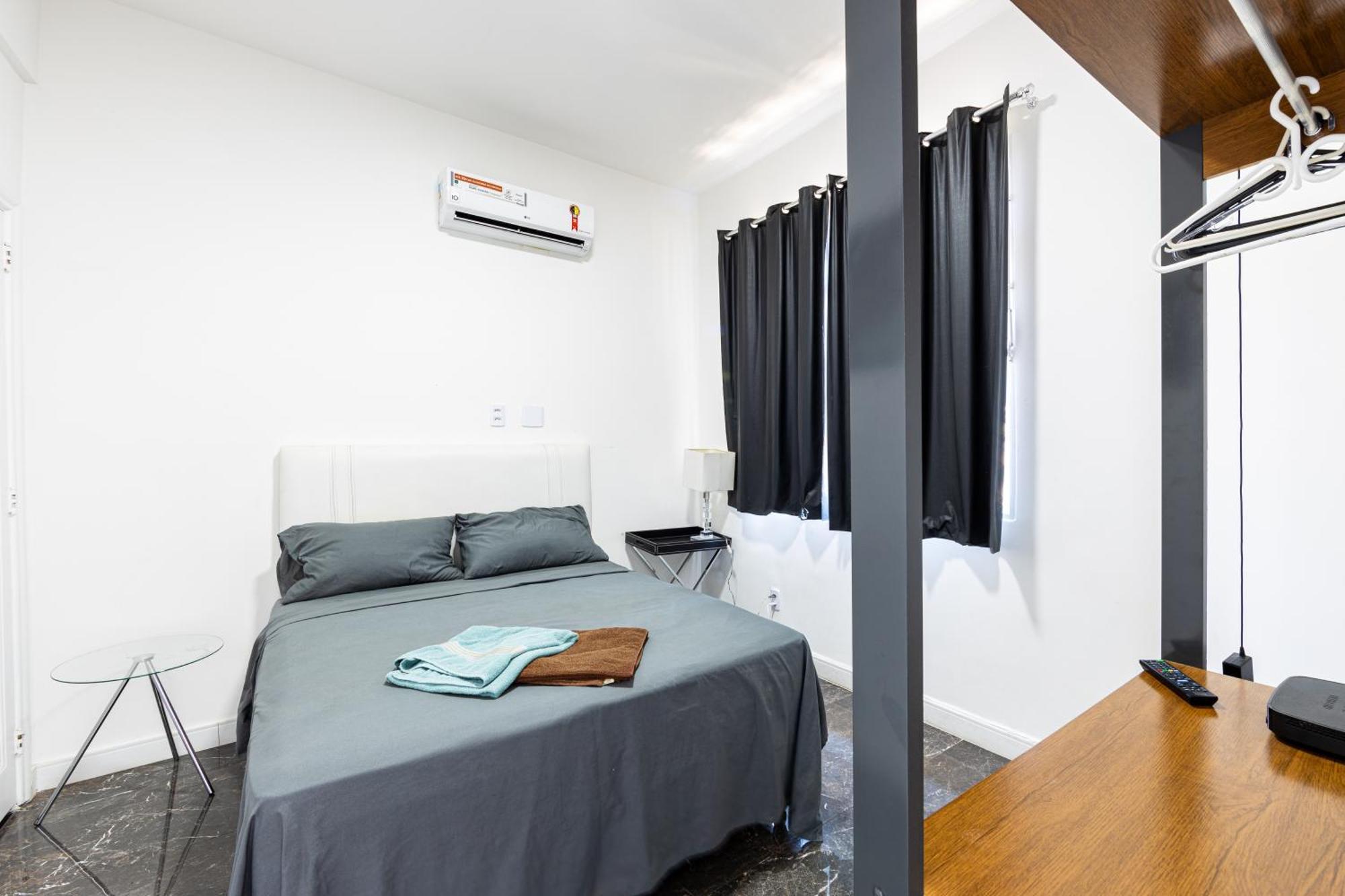 The Copa Executive Design Penthouse 4 Bedroom 3 Bathroom 6 Air Conditioners 2500 Sq Ft 85 Inch Cimema Tv Apartamento Río de Janeiro