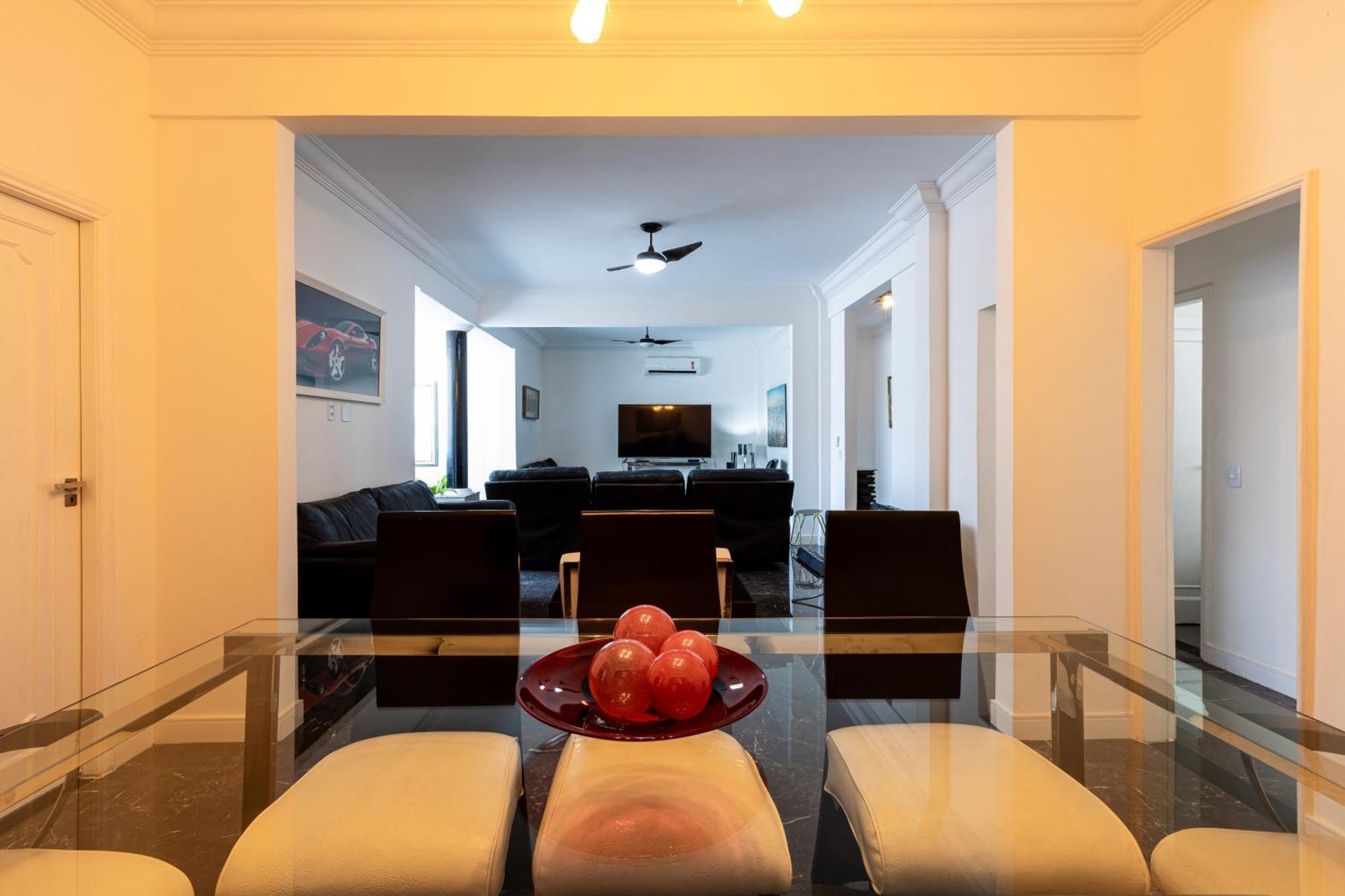 Apartamento The Copa Executive Design Penthouse 4 Bedroom 3 Bathroom 6 Air Conditioners 2500 Sq Ft 85 Inch Cimema Tv Río de Janeiro