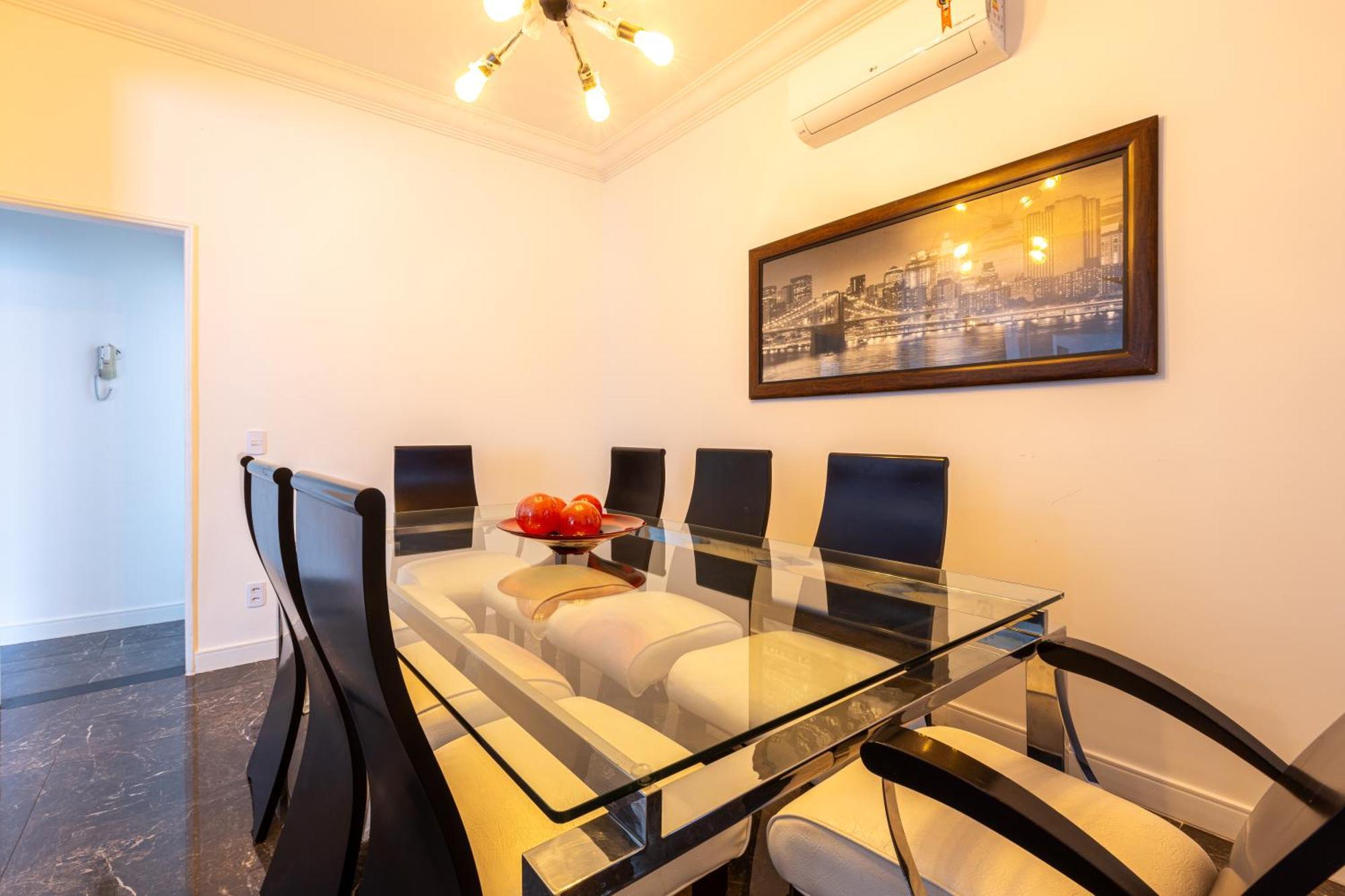 The Copa Executive Design Penthouse 4 Bedroom 3 Bathroom 6 Air Conditioners 2500 Sq Ft 85 Inch Cimema Tv