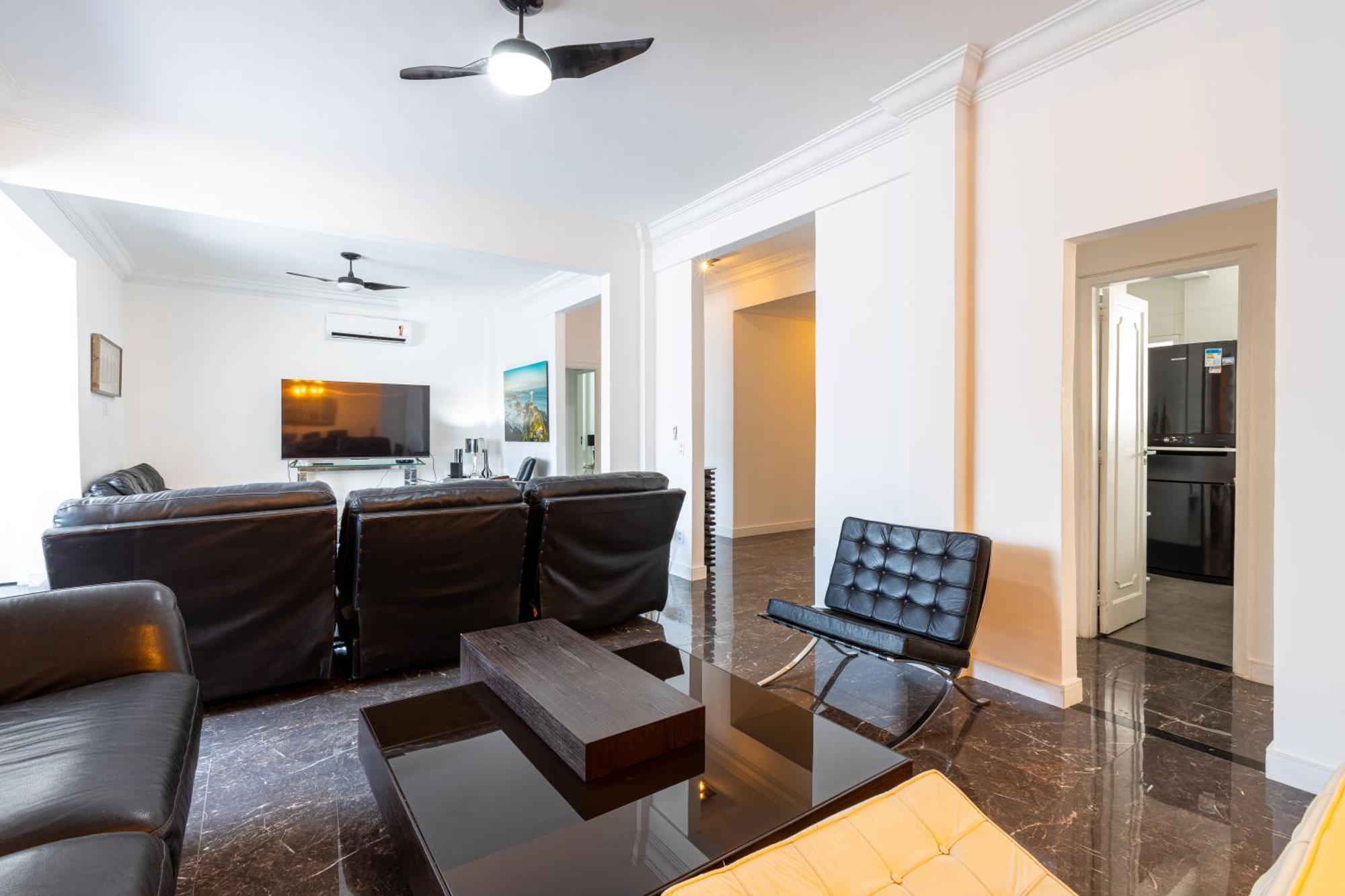 The Copa Executive Design Penthouse 4 Bedroom 3 Bathroom 6 Air Conditioners 2500 Sq Ft 85 Inch Cimema Tv Apartamento