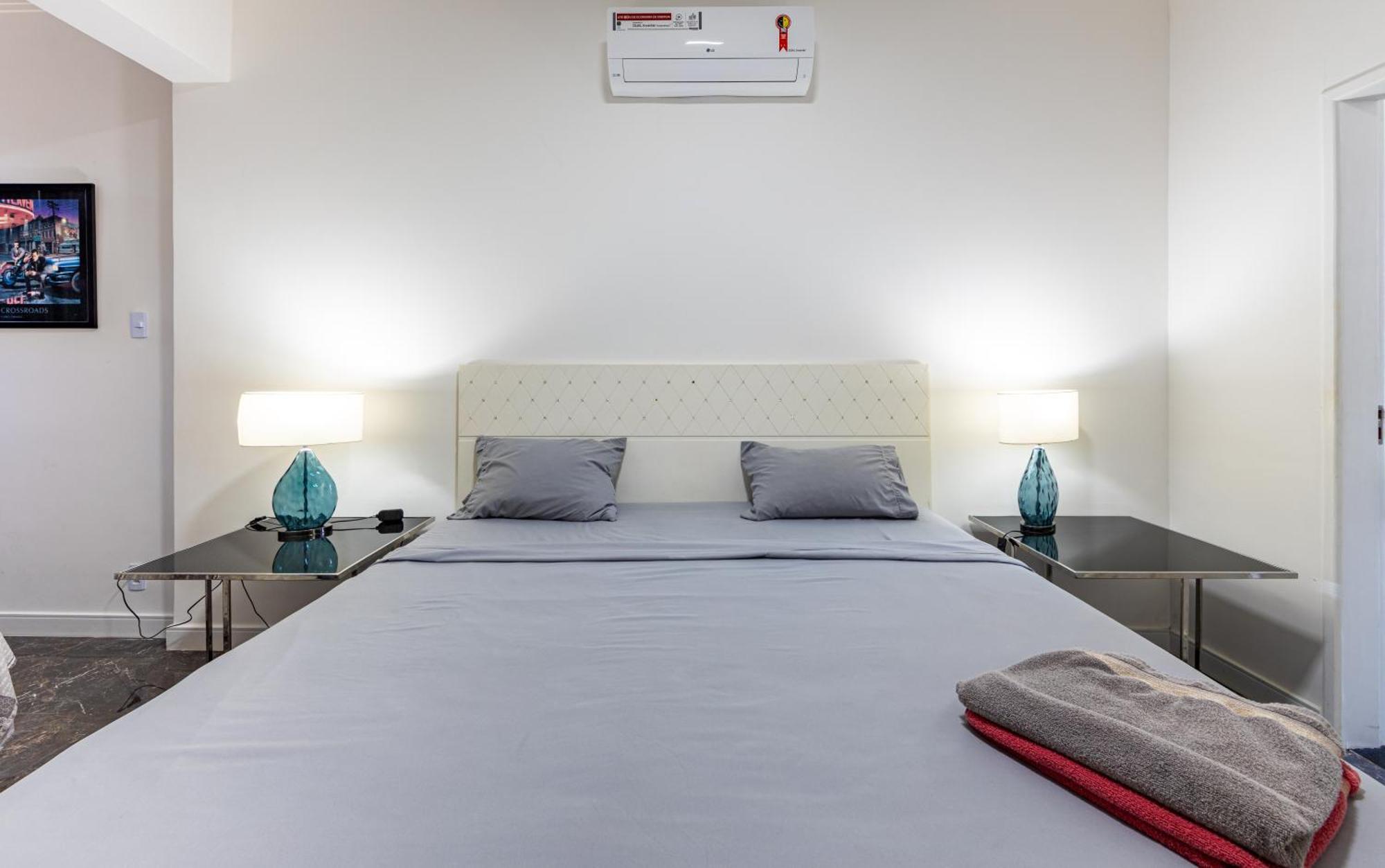 The Copa Executive Design Penthouse 4 Bedroom 3 Bathroom 6 Air Conditioners 2500 Sq Ft 85 Inch Cimema Tv * Río de Janeiro